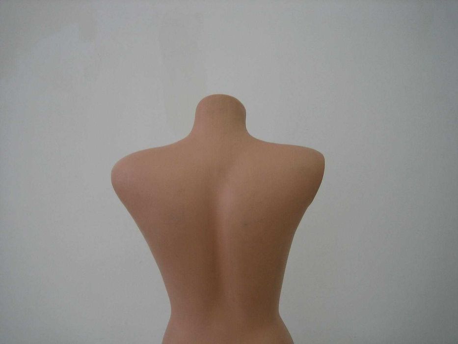 Манекени - дамски торс