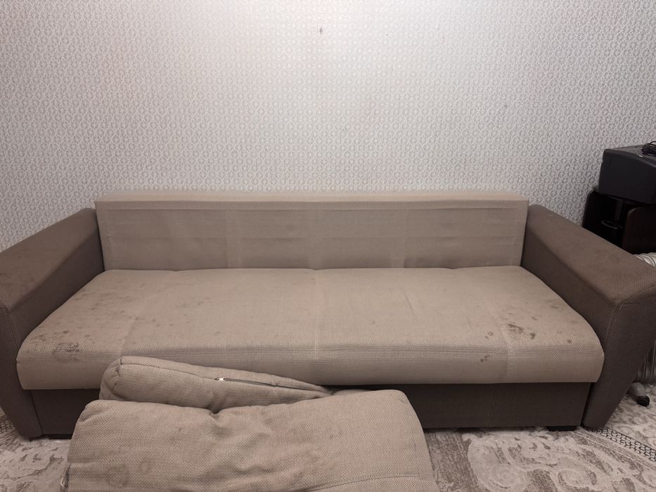 Диван серый отдам даром