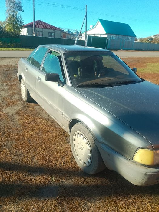 Продам Ауди б4 1992