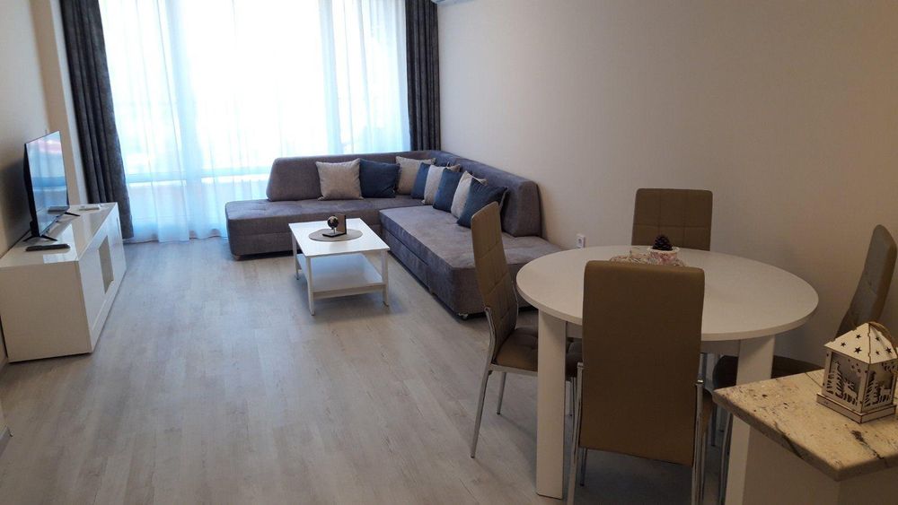 Двустаен апартамент в ж.к. Сухата река