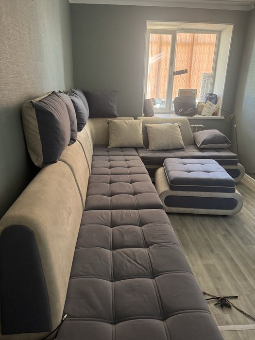 Продается большой диван