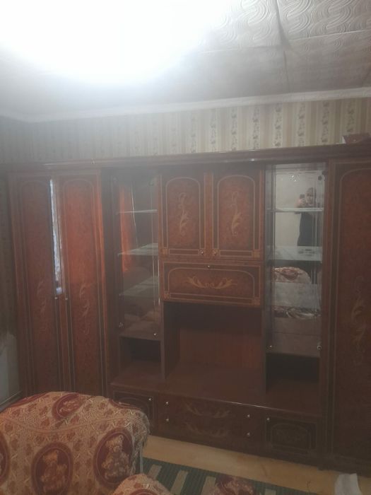 Продам Стенку и стол