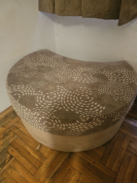 Фотьойл с  табуретка