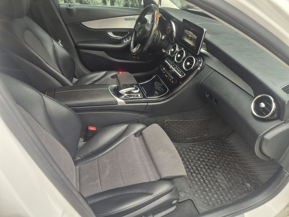 Mercedes-Benz. 2.2 diesel 170 cp.automat.xenon.led.7 g tronic