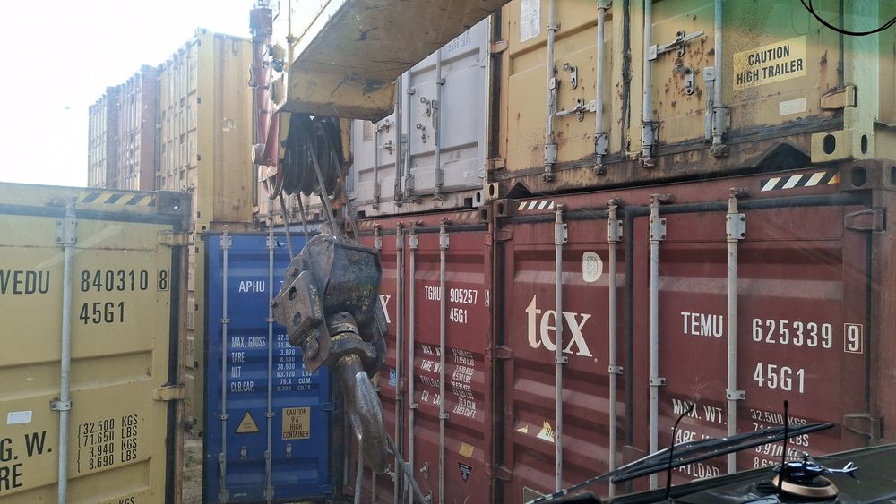 Продаётся контейнеры