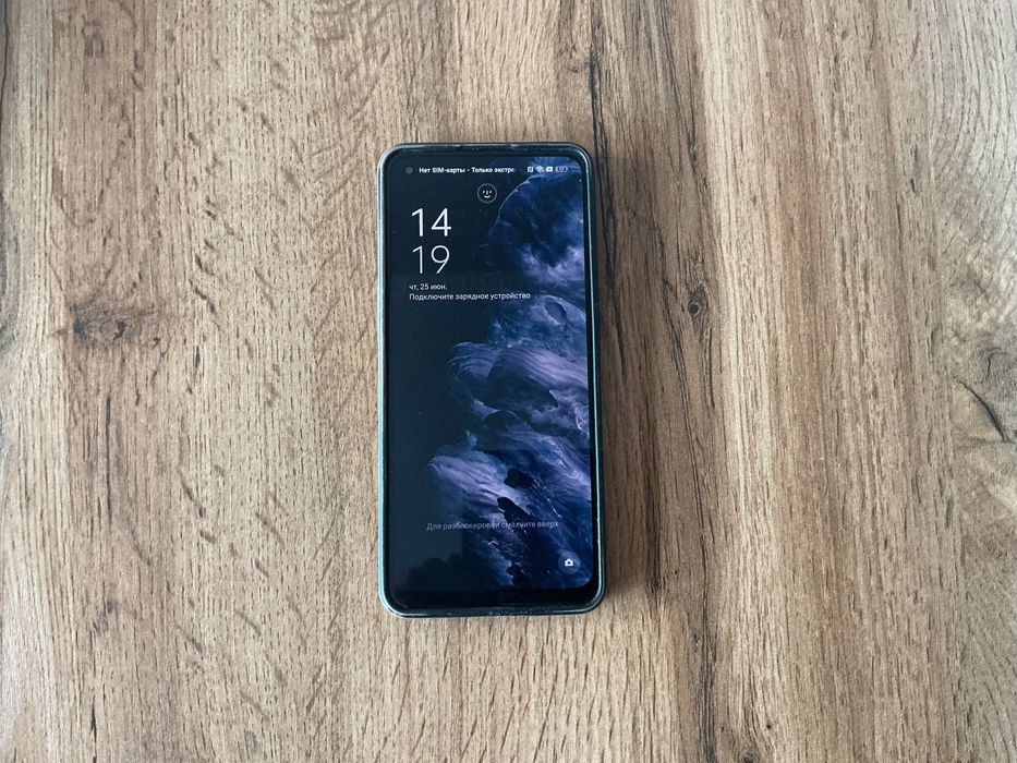 Oppo A74 в хорошем состоянии