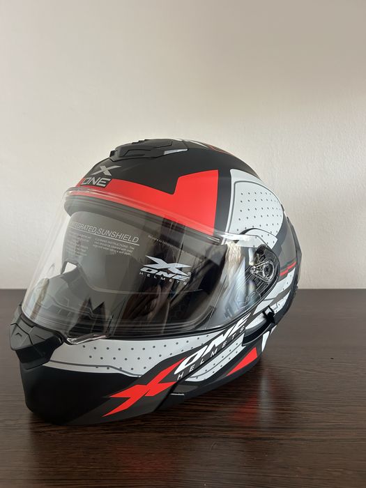 Casca moto flip-up