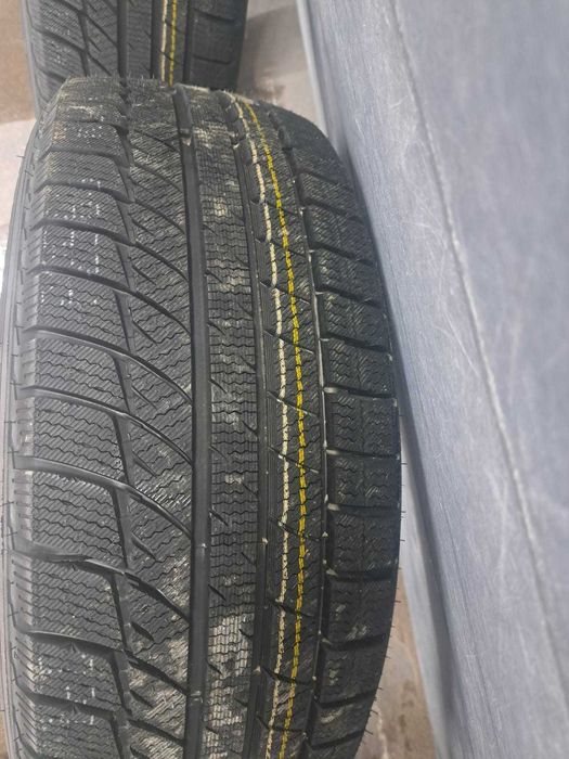 Zextour 215/55 R17 94T NOVA BREAKER 855