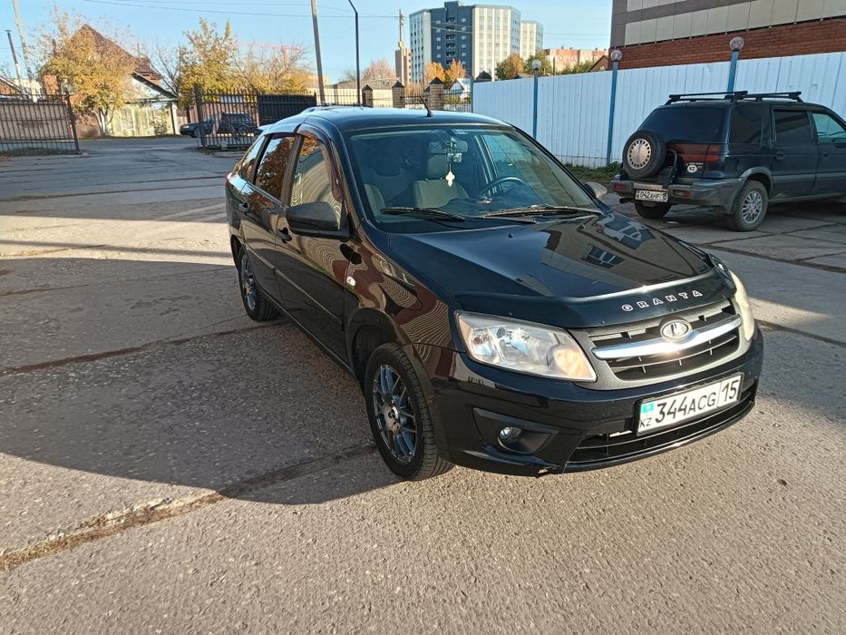 Продам Ладу Гранту 2015г.