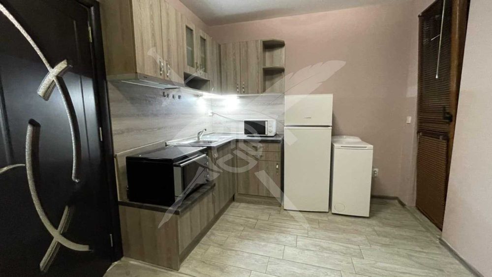 Дава се под наем Двустаен апартамент в Варна, Колхозен пазар - 45 кв.м за 400 € - Снимка #1