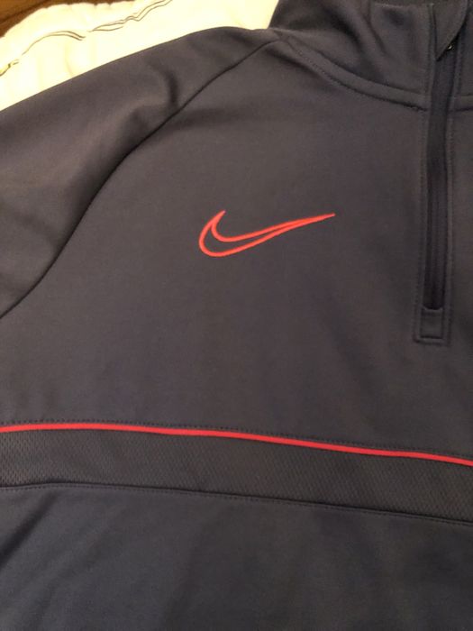 Nike горнище оригинално и ново