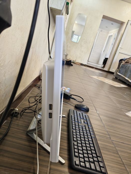 4x ядерный Моноблок i3 10100.