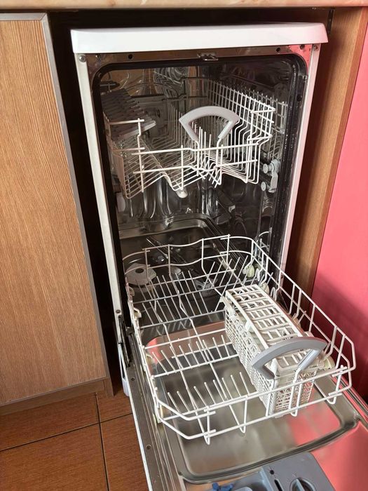 Съдомиялна Аристон 45см