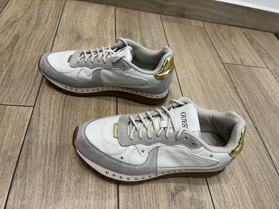 Vand adidasi Guess piele