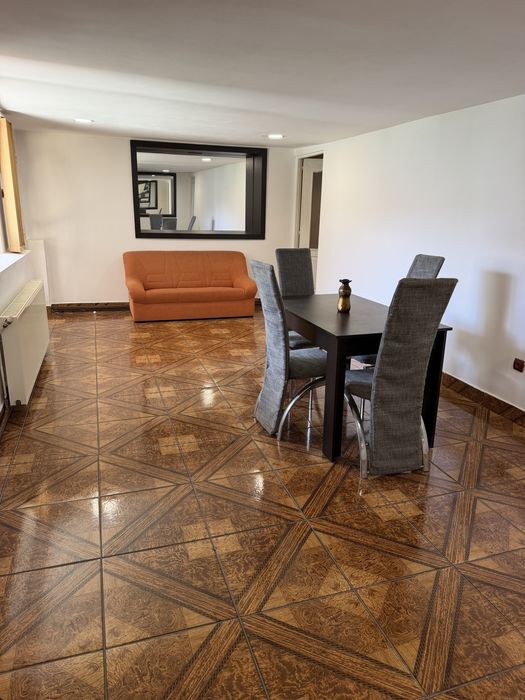 Apartament de inchiriat zona centrala — fotografia 1