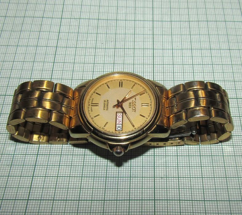 Мъжки швейцарски самонавиващ часовник Tissot