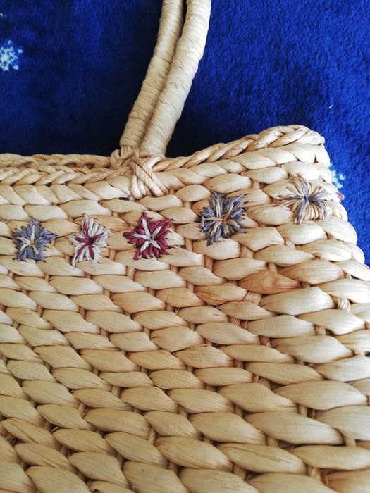 Продам клатч из соломки