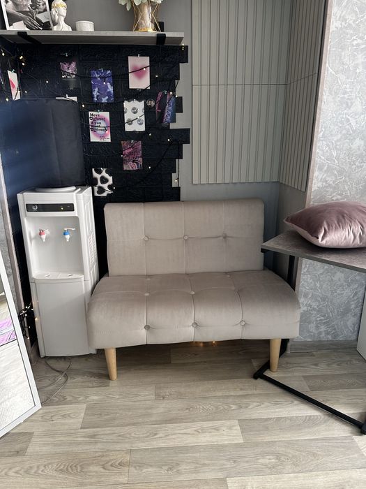 Продам диван маленький