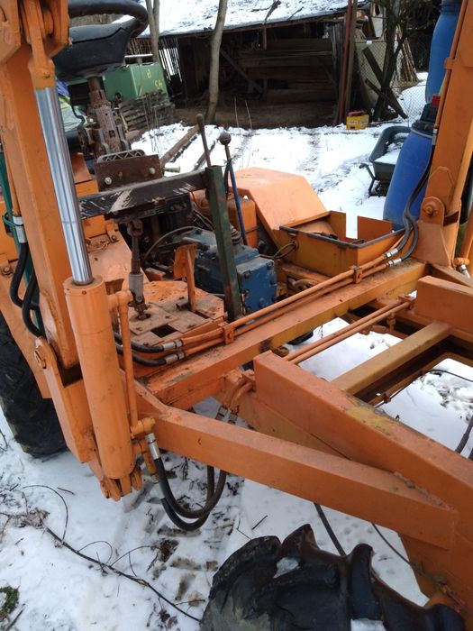 Vând, dumper, 4x4cu încărcător