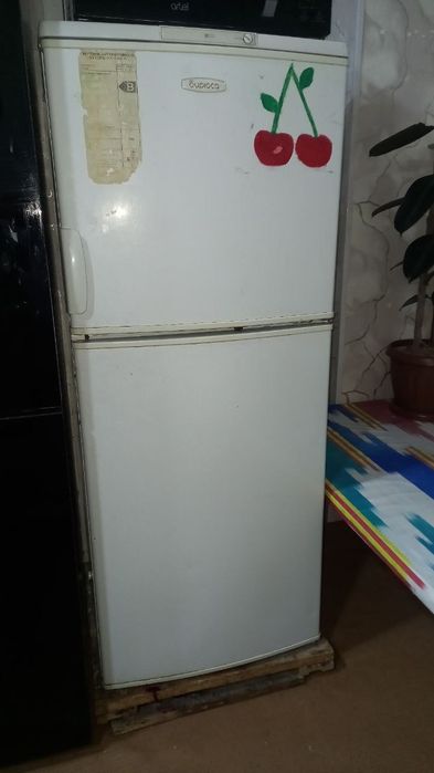 Холодьлник бэушный