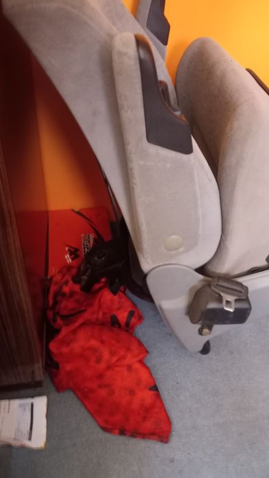 седалка за vw multivan T4-98г.