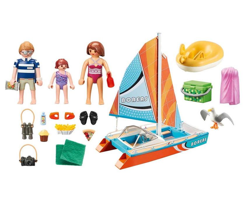 Нови Playmobil 71043 Катамаран и 70510 Дом на понита
