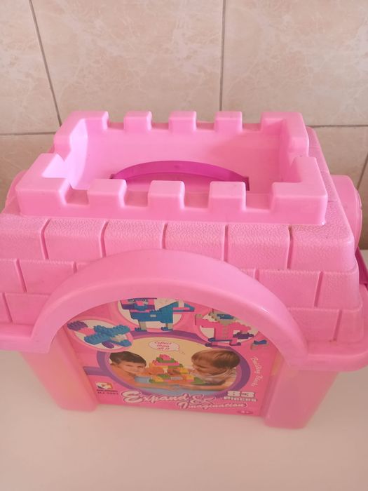 Детский набор конструктора в сундучке б/у