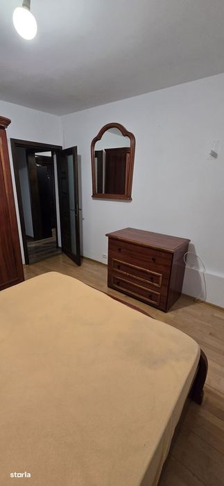Închiriez 3 camere, Decomandate ,Călugăreni,Et. 1 65 mp