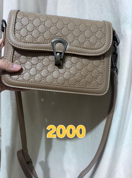 Продам дубленка и сумки..