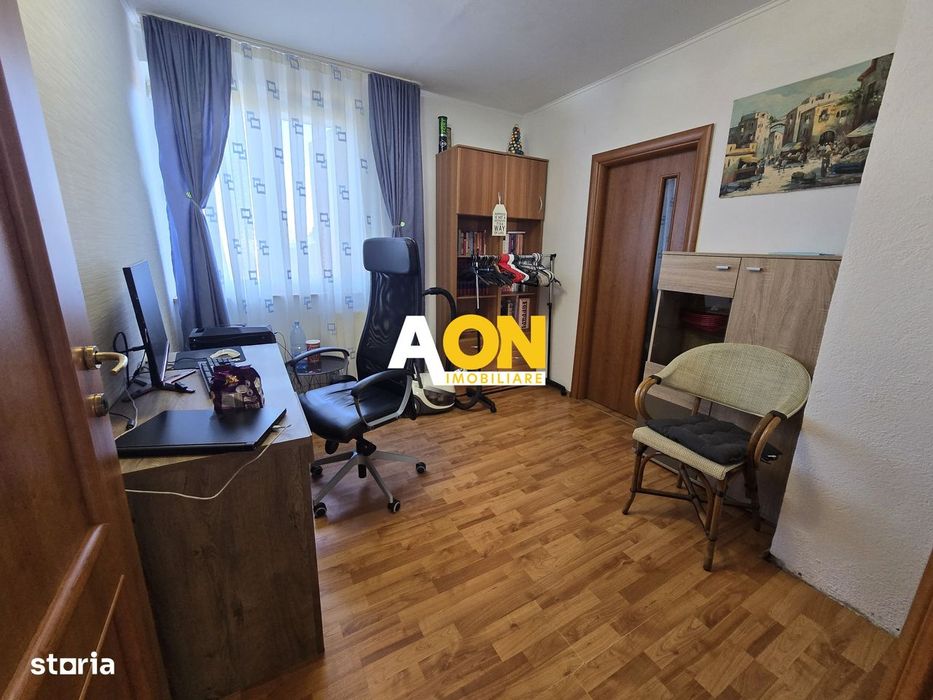 Casa 5 Camere, 2 Bai, 600mp Teren, Zona Oarda