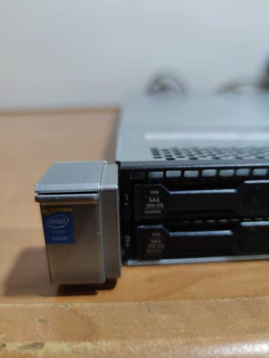 Сервер HP Proliant DL360 Gen9