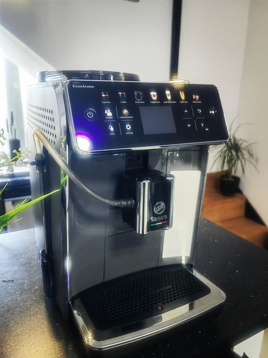 Espressor  Saeco GranAroma SM6580, 14 bauturi, NOU SIGILAT Gr. 2 ani