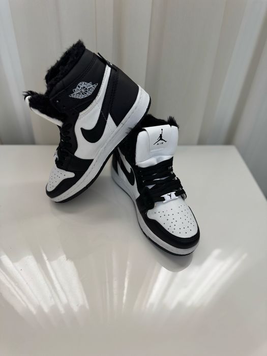 Ghete AirJordan Îmblanite - marimi de la 36 la 42