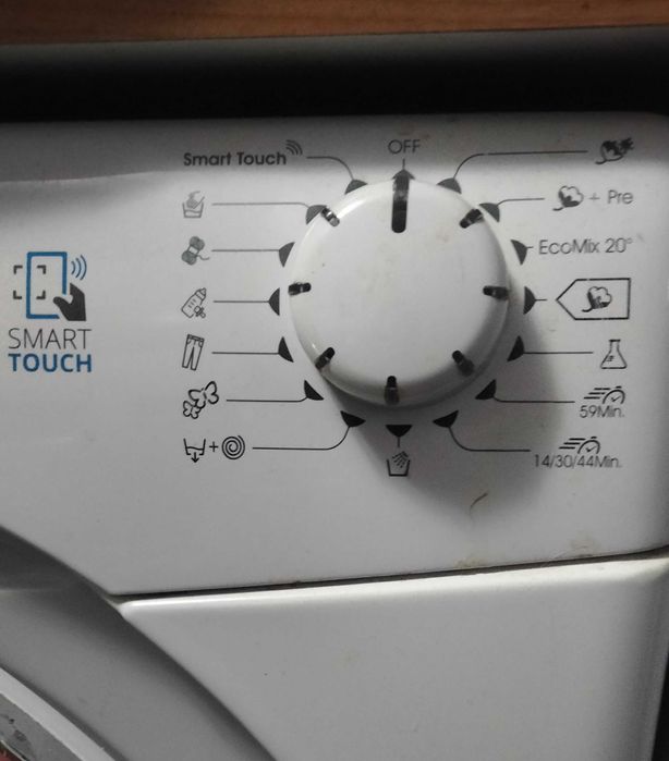 Mașină de spălat Candy 10 kg 1400 viteza