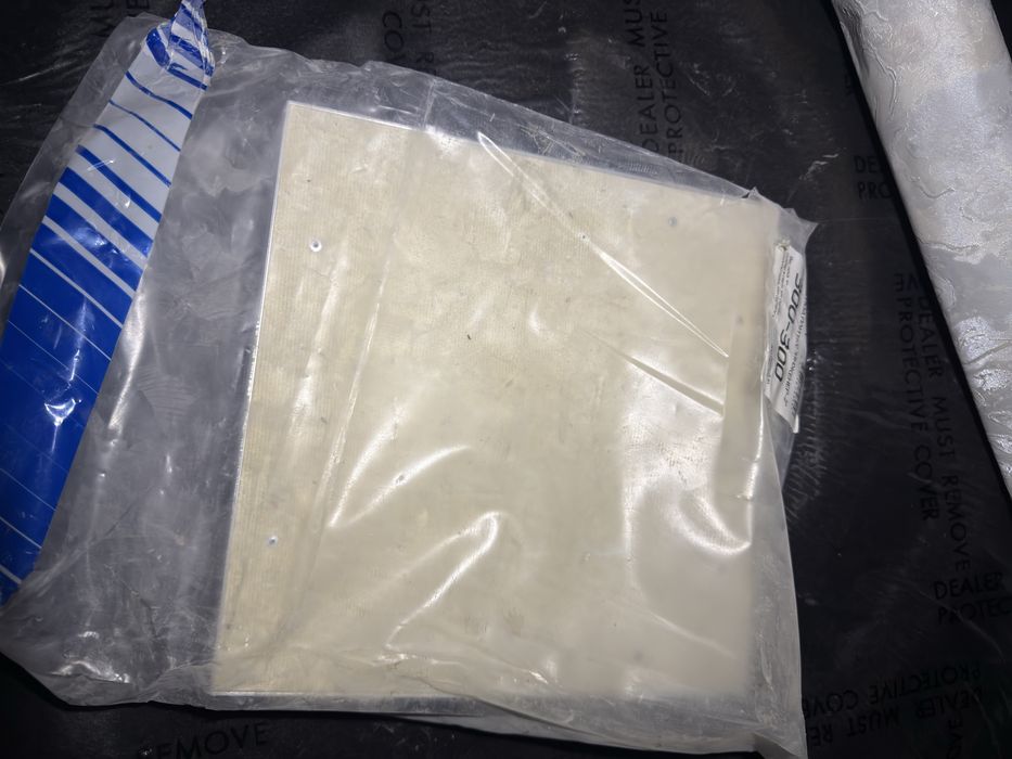 Продам новый Лючок для ванны