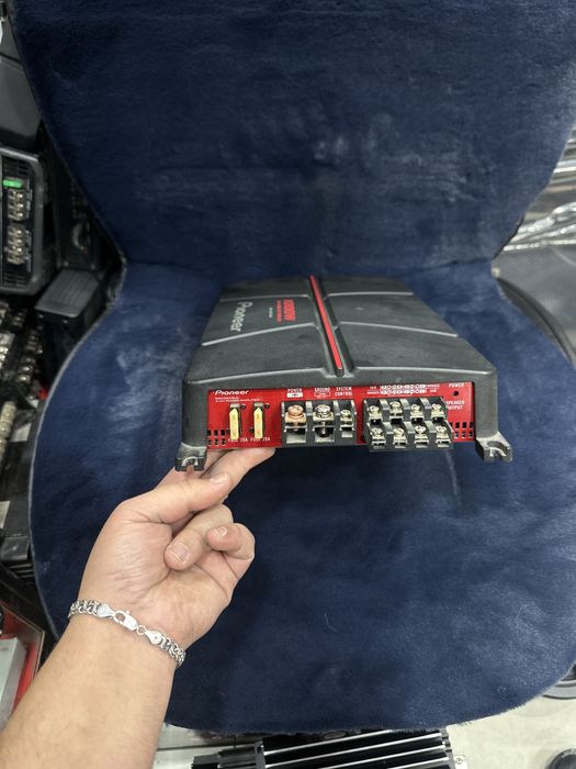 Pioneer 1000w 4kanali