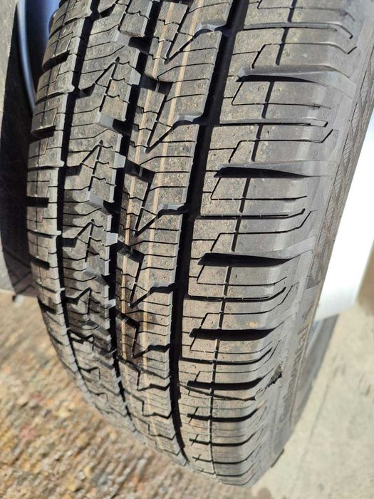 Гуми 205/75 R16C Continental нови с джанти