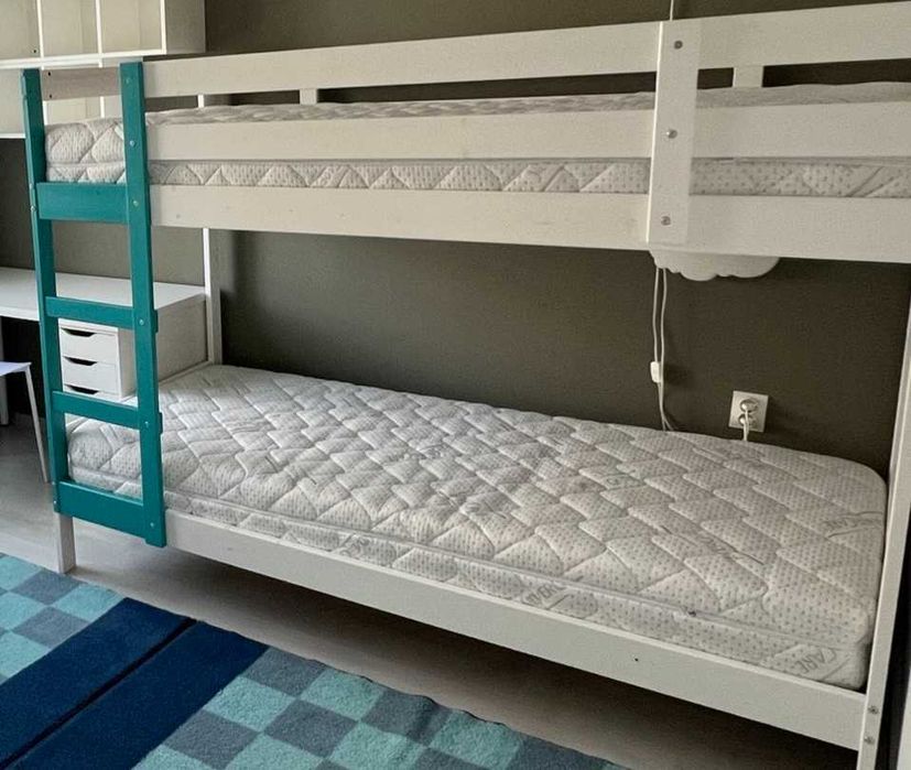 Двуетажно легло 90×200 с матраци