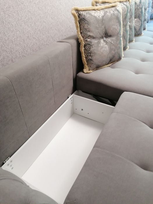 Продам диван 4.5 метра