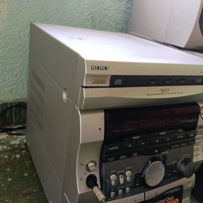Soni  Rx77 в Добро състояние