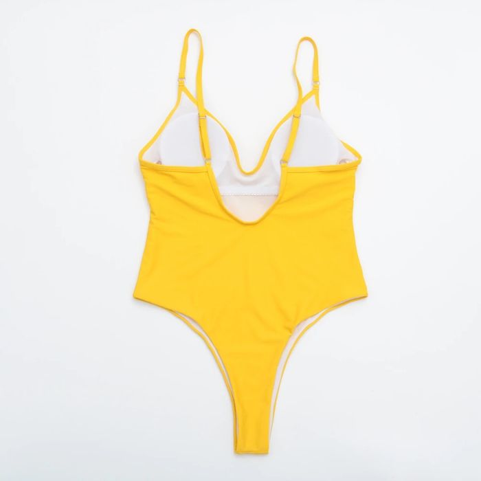 Цял бански, жълт цвят, размер М