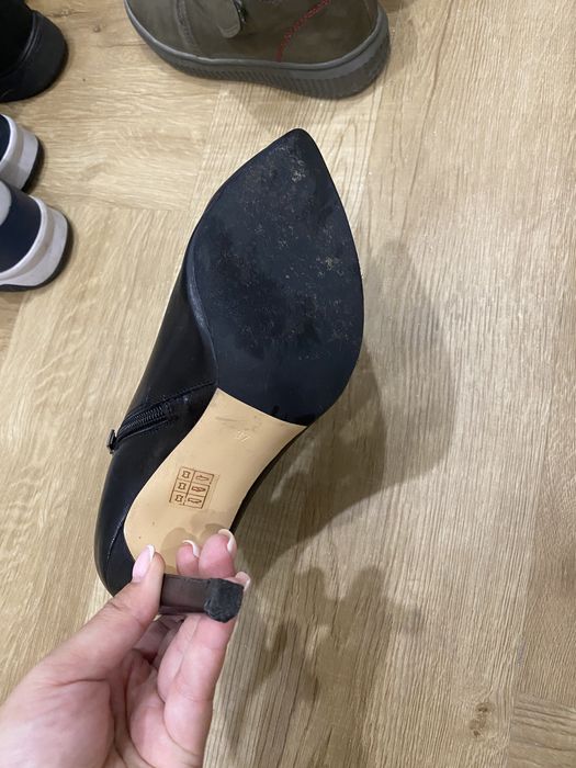 Кожанные,женские ботильоны 37 р