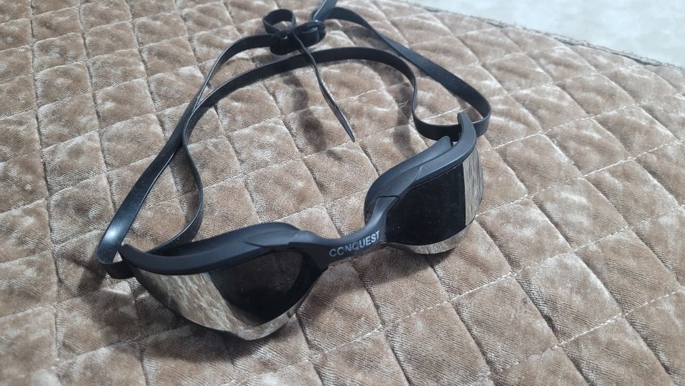 Очки для плавания