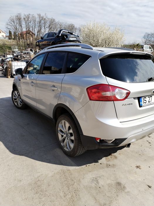 Vând Ford kuga 4*4
