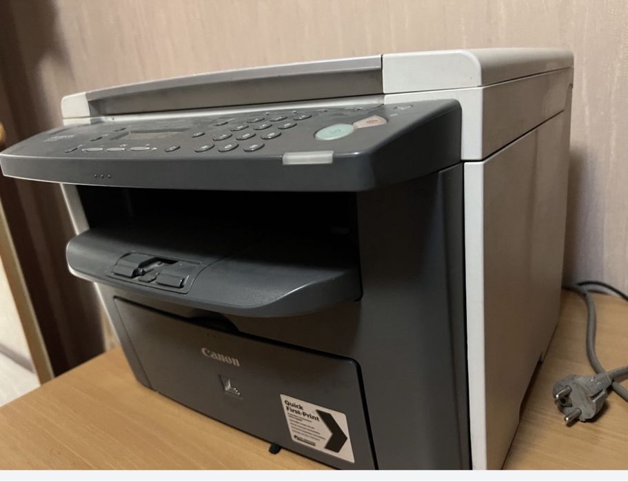 Многофункциональное устройство Canon