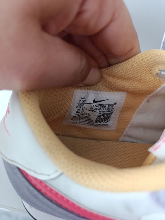 Nike маратонки 34номер