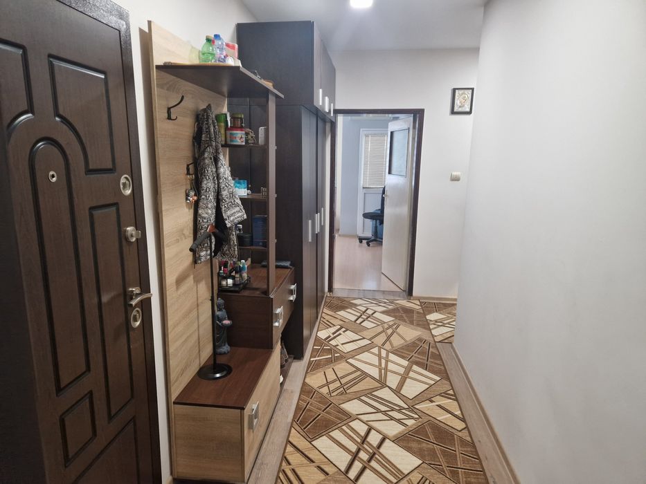 Продава се Тристаен апартамент в Асеновград - 110 кв.м за 742 €/кв.м - Снимка #7