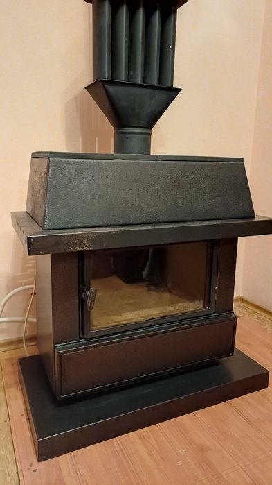 Камина на дърва Герканд с водна риза