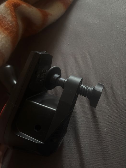 Thrustmaster T300 + TH8S шифтър