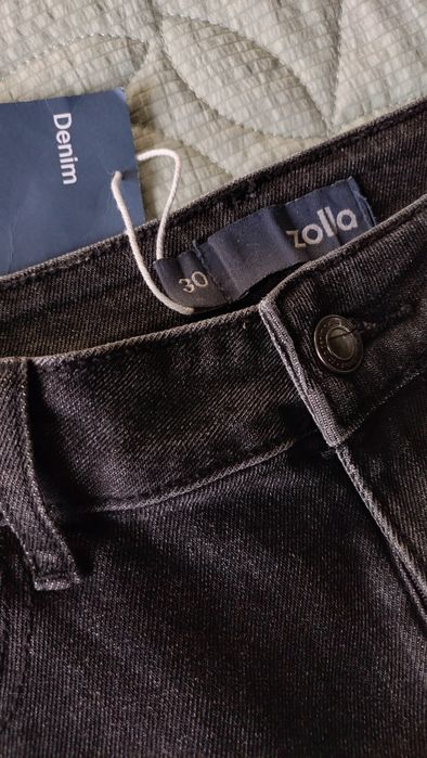 Джинсы новые 30р